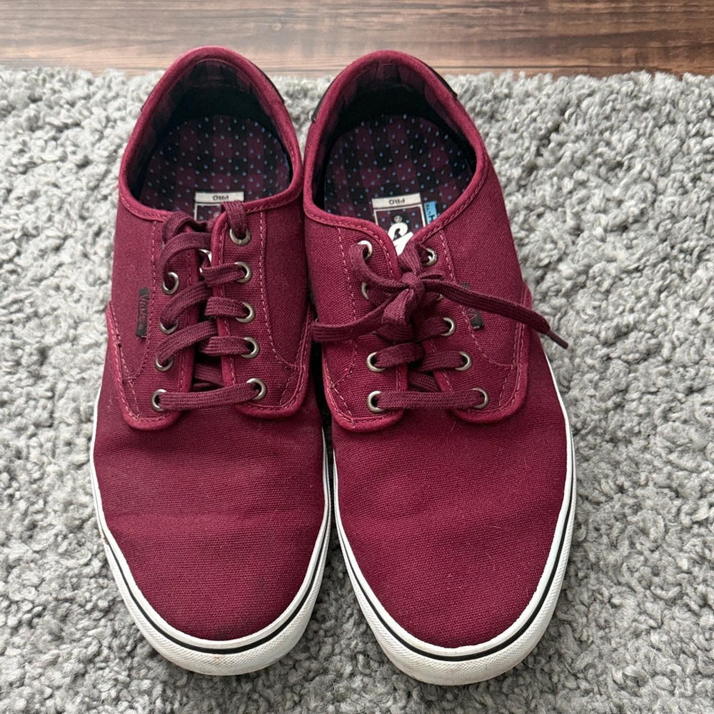 Men's Vans Canvas Lace-Up Sneakers in Burgundy Size 12